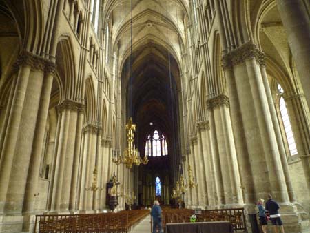 La cathédrale de Reims fête ses 800 ans - Claire en France vous fait ...